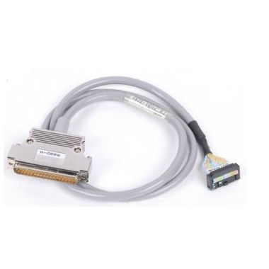 Разветвительный кабель для MCW151, 1 м (порты 0 и 1). R88A-CCM001P5-E2