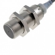 E2A-M18KS08-WP-C1 2M - Датчик индуктивный M18, латунь никелированная, короткий корпус, заподлицо, 8м